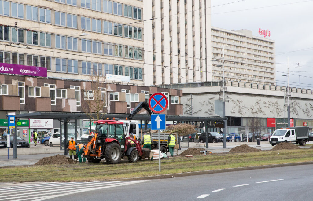 Prace związane z zazielenieniem al. Korfantego